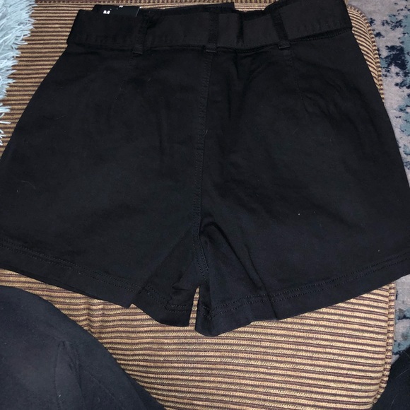 Paperbag Tie Shorts - Picture 4 of 5